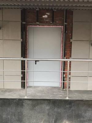 Дверь для ТРЦ «Зиг-Заг» Дверь для ТРЦ «Зиг-Заг»