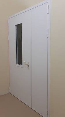 Дверь с остеклением, фото спереди (госпиталь, ул. 2-я Дубровская)