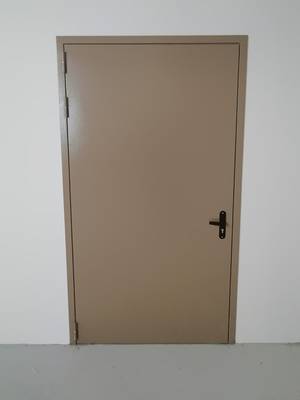 Дверь с внешней стороны (кофейня, ул. 1-я Тверская-Ямская) Дверь с внешней стороны (кофейня, ул. 1-я Тверская-Ямская)