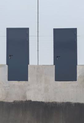 Двери для аварийного выхода (склад, шоссе Энтузиастов, 4) Двери для аварийного выхода (склад, шоссе Энтузиастов, 4)