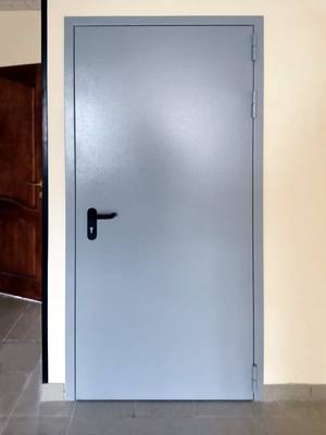 Однопольная дверь (Дмитровское шоссе, 110) Однопольная дверь (Дмитровское шоссе, 110)