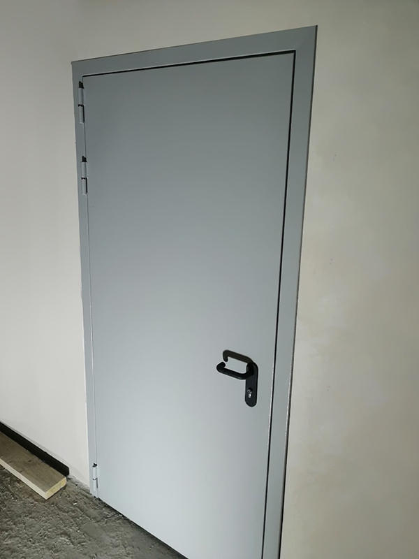 Устанавливаем двери по всему Подмосковью! Смотрите пример установки в г. Фрязино