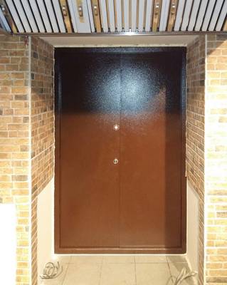 Двупольные технические двери Двупольные технические двери