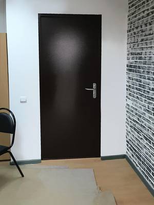Техническая дверь для офиса (ул. Очаковская, 47а) Техническая дверь для офиса (ул. Очаковская, 47а)