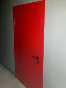 Огнеупорная дверь, вид спереди Огнеупорная дверь, вид спереди